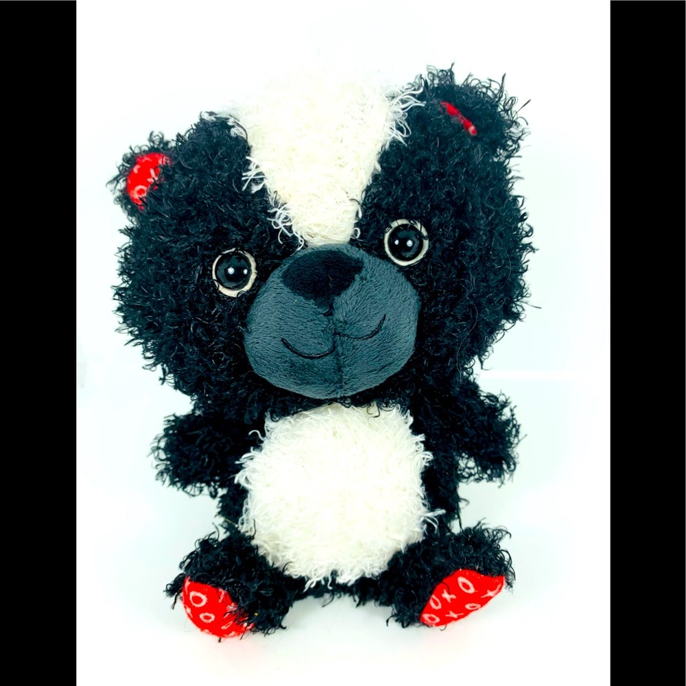 Hallmark Plush Valentine Skunk Love Is In The Air Stuffed Animal Valentines Day